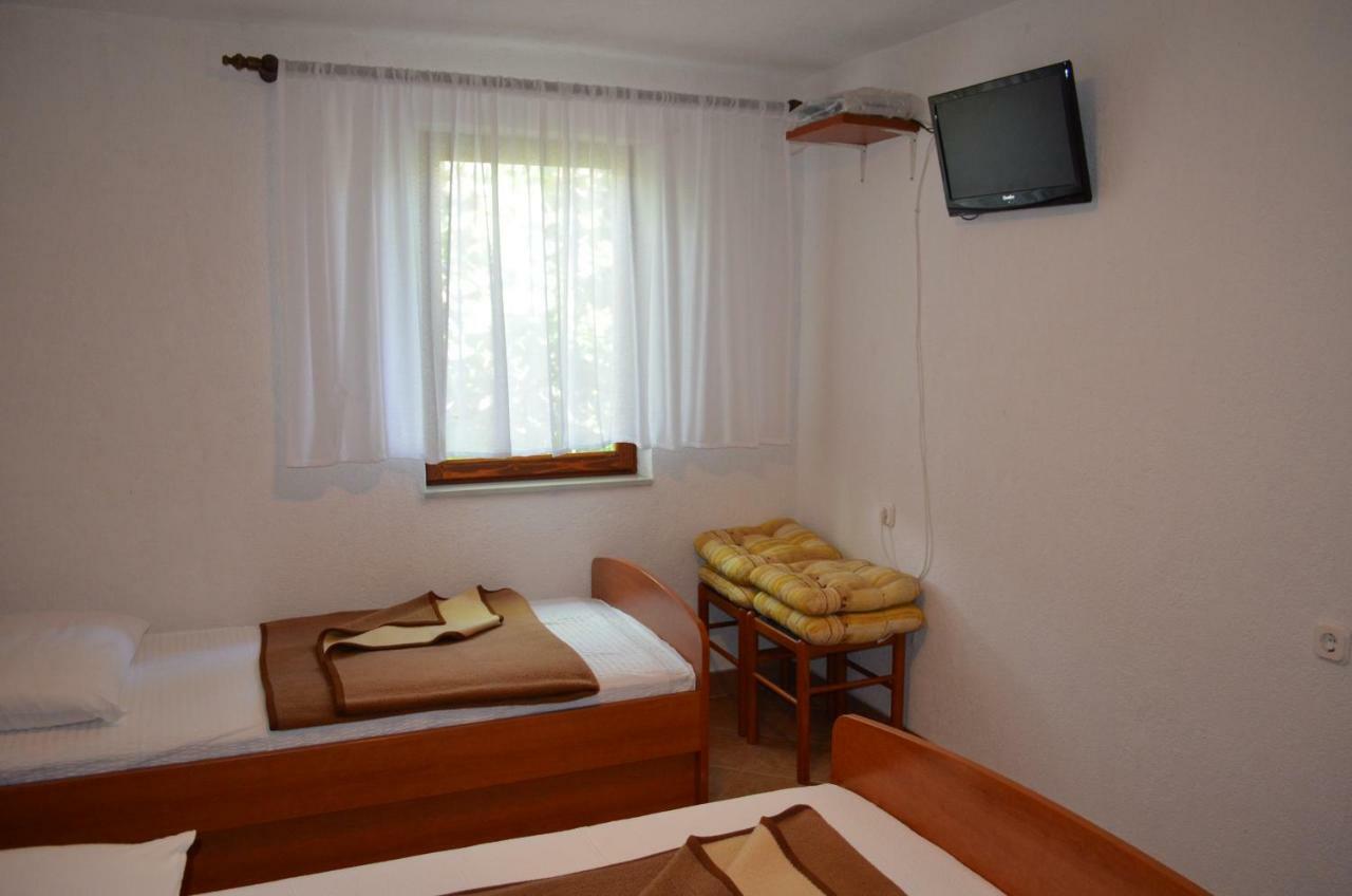 Holiday Home Garina Draga Bascanska Exterior foto